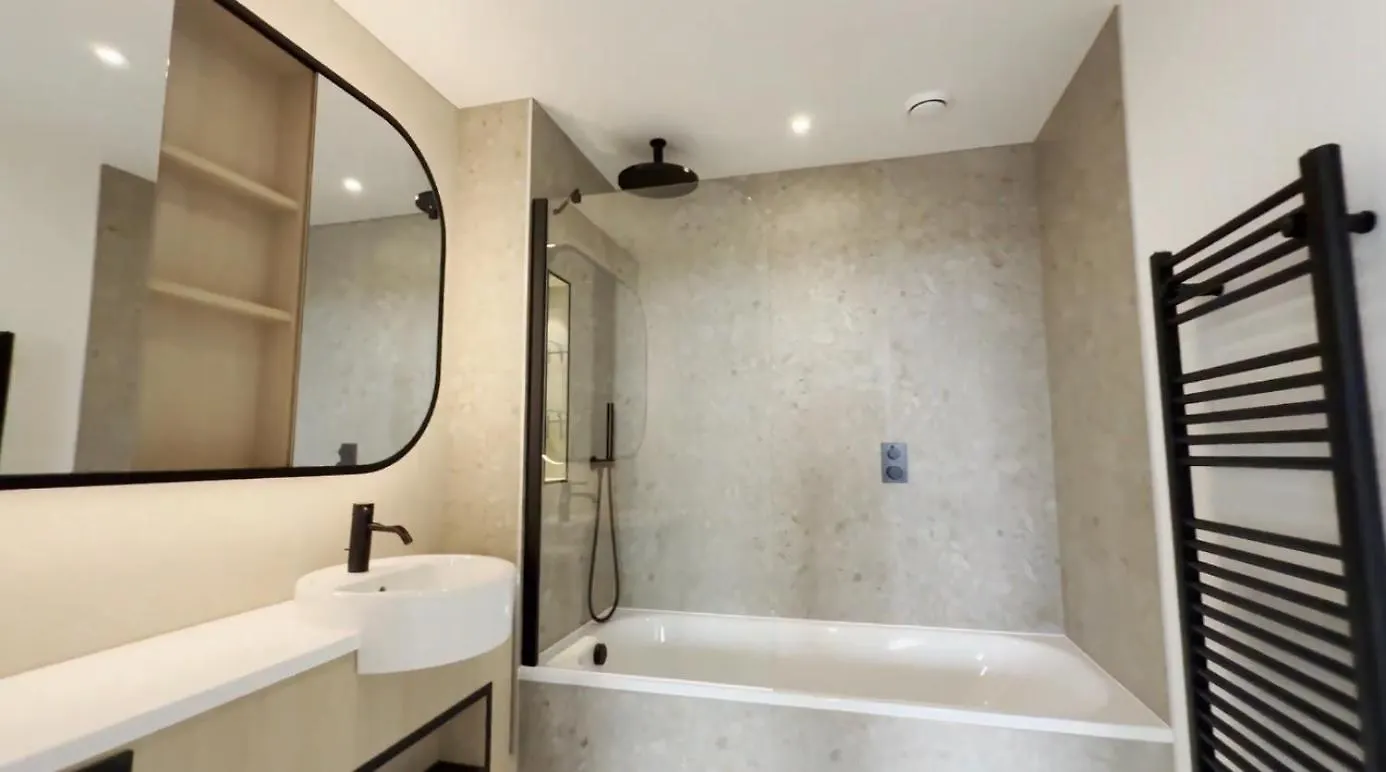 The London Bridge Secret Apartment